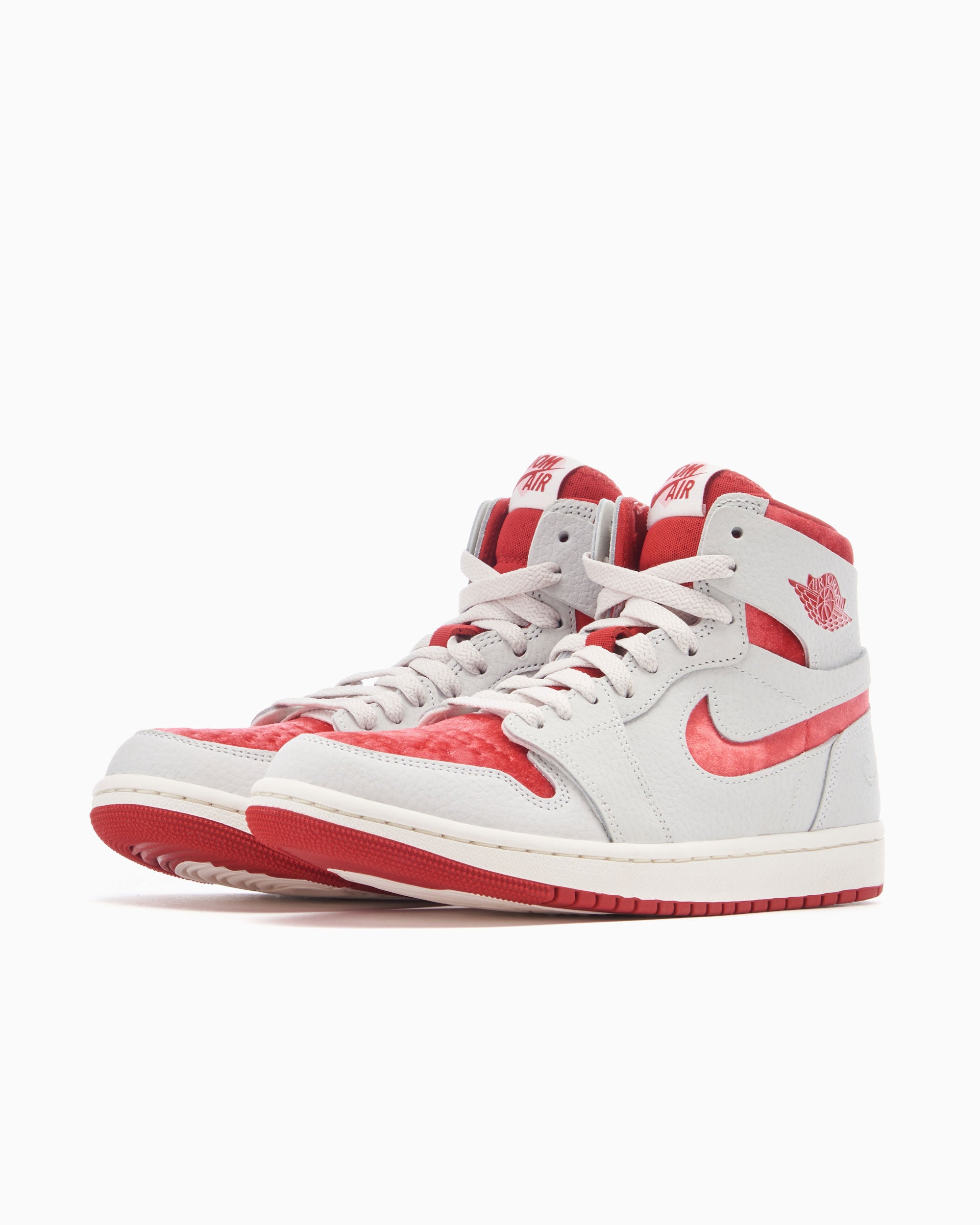 Sneakers Air Jordan Women's 1 Zoom CMFT 2 SP "Valentines Day" - DV1304-106