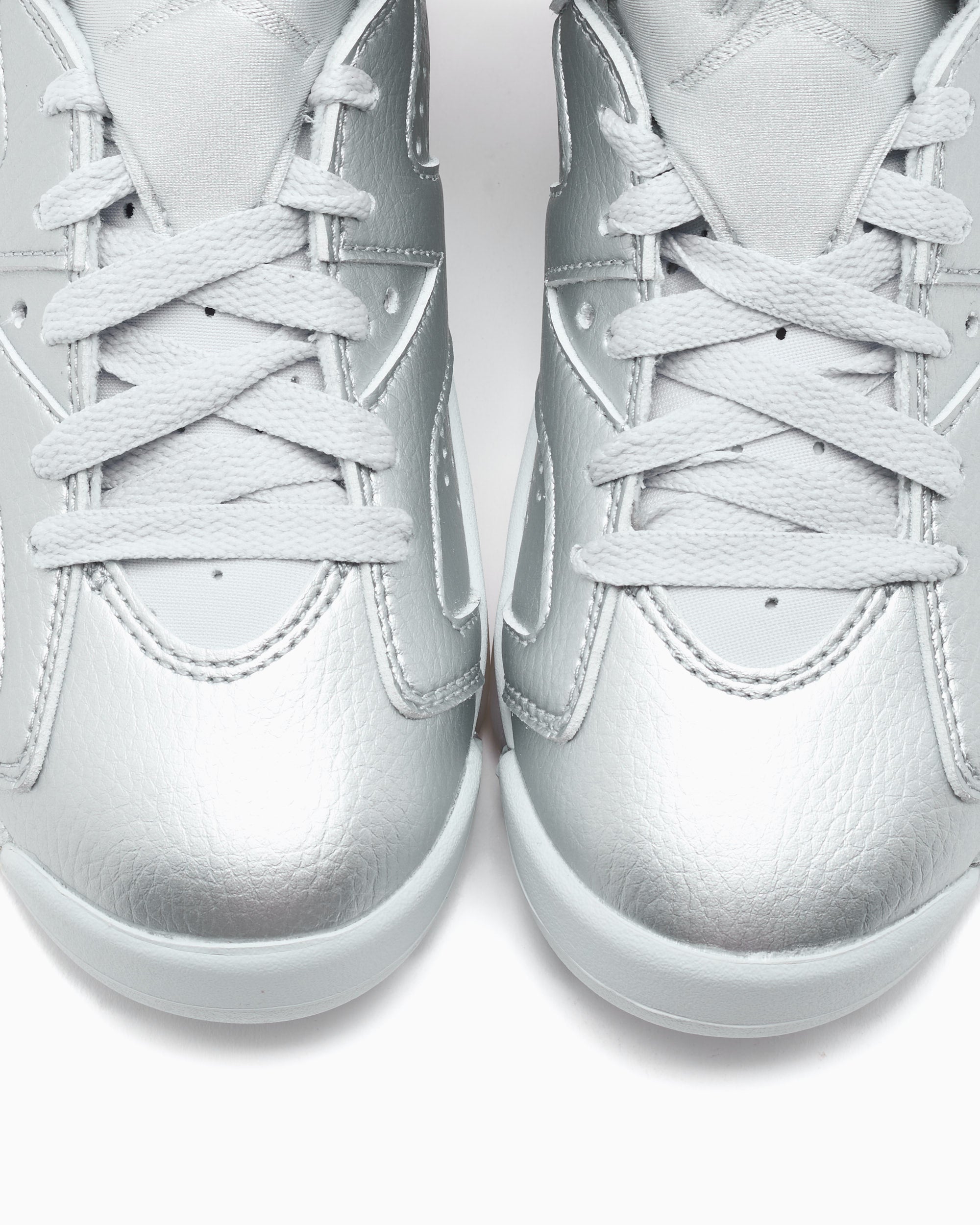 Sneakers Air Jordan x Paris Saint-Germain 6 Retro "Metallic Silver" - IQ5135-001