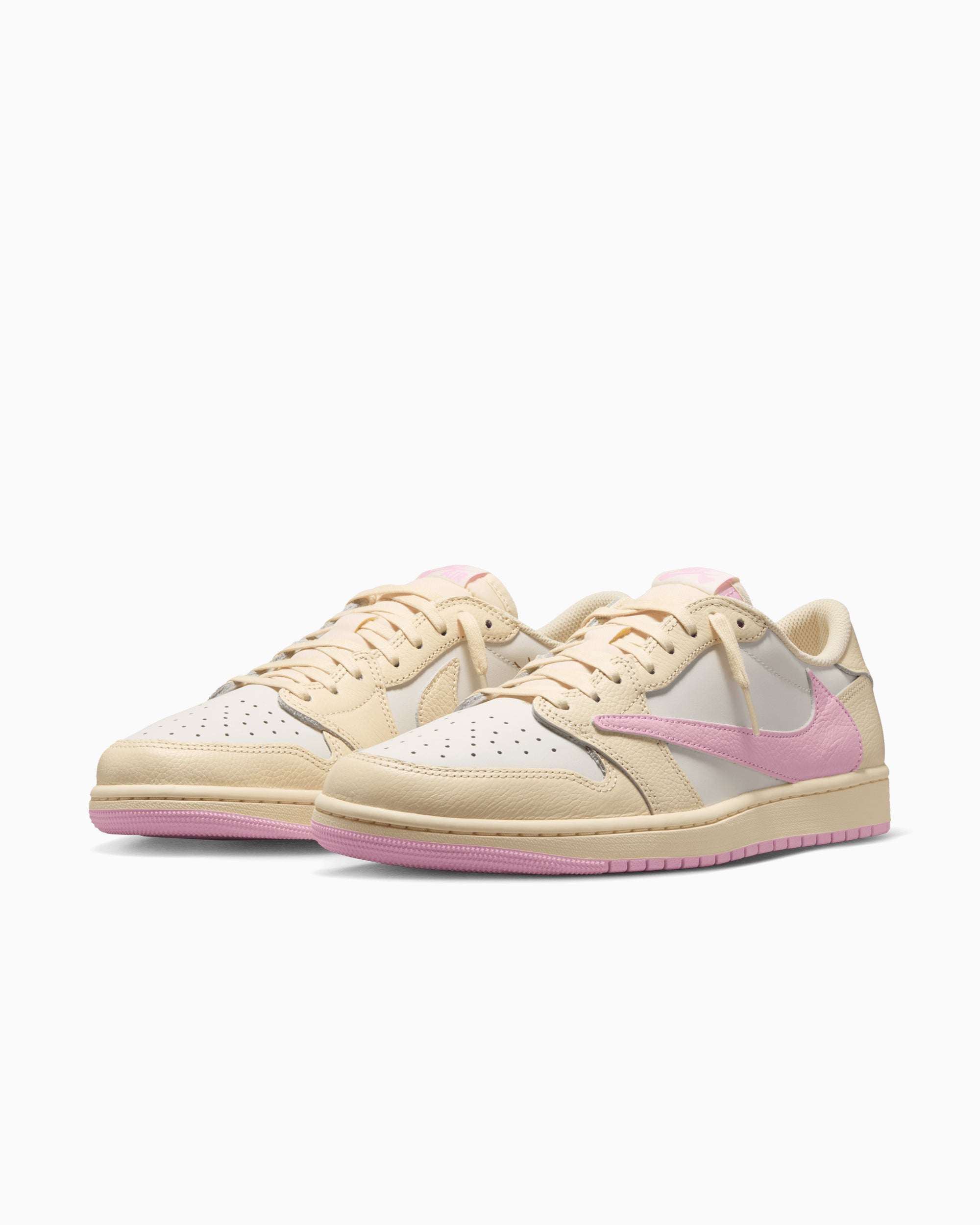 Sneakers Air Jordan x Travis Scott 1 Low Retro "Shy Pink" - IQ7604-100