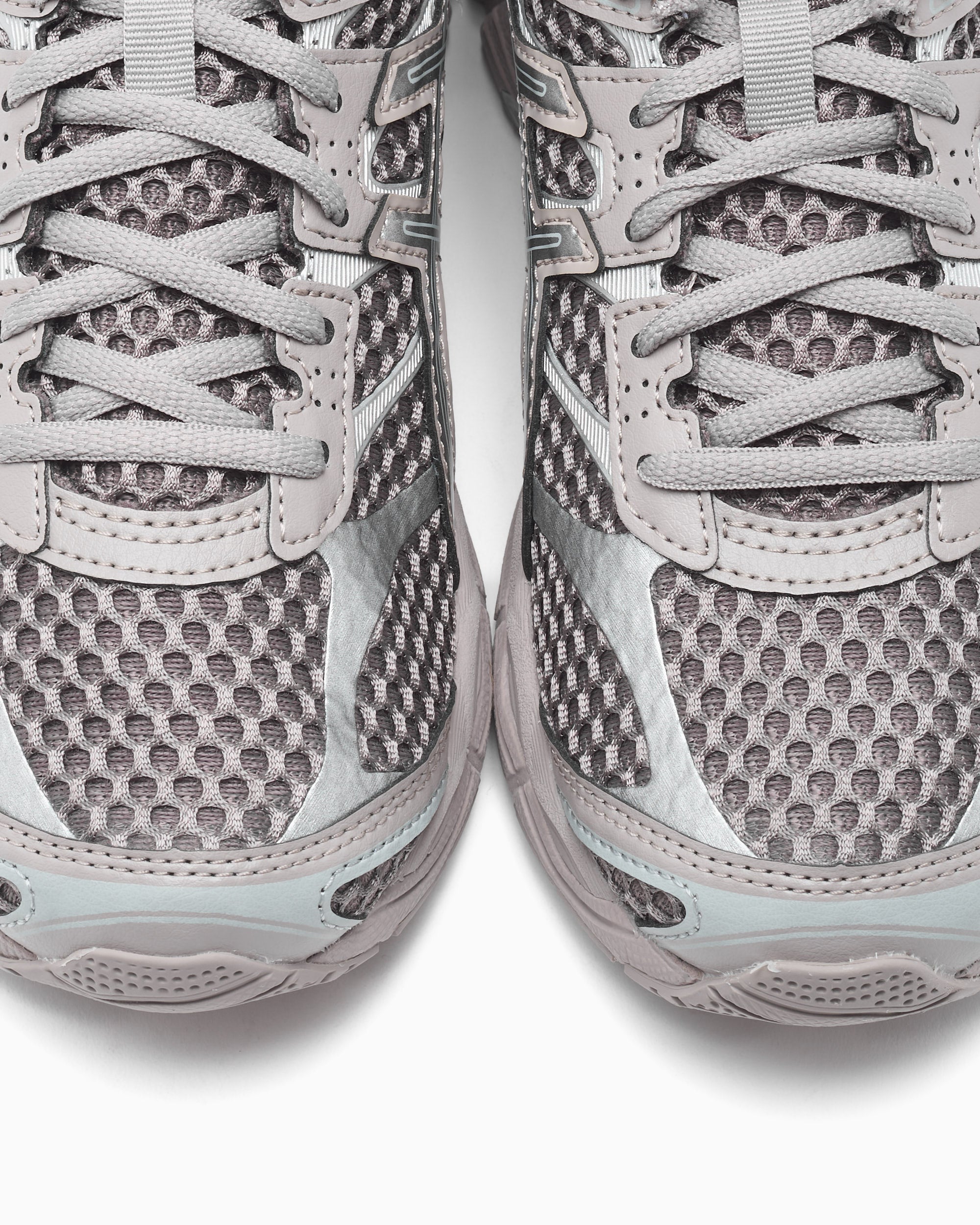 Sneakers ASICS Gel-Cumulus™ 16 - 1203A733-201