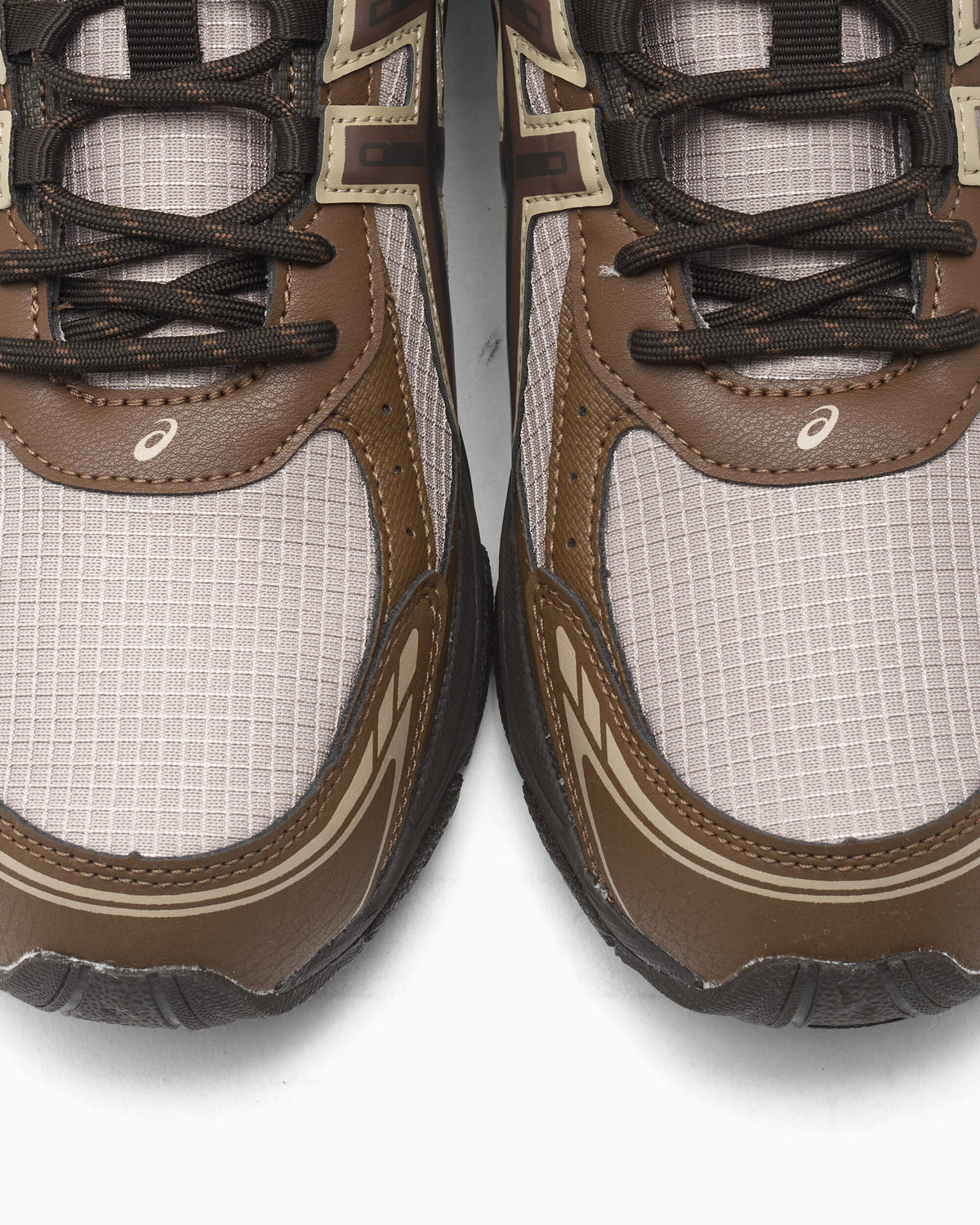 Sneakers ASICS Gel-Ventx Gore-Tex® "Driftwood" - 1203B161-200