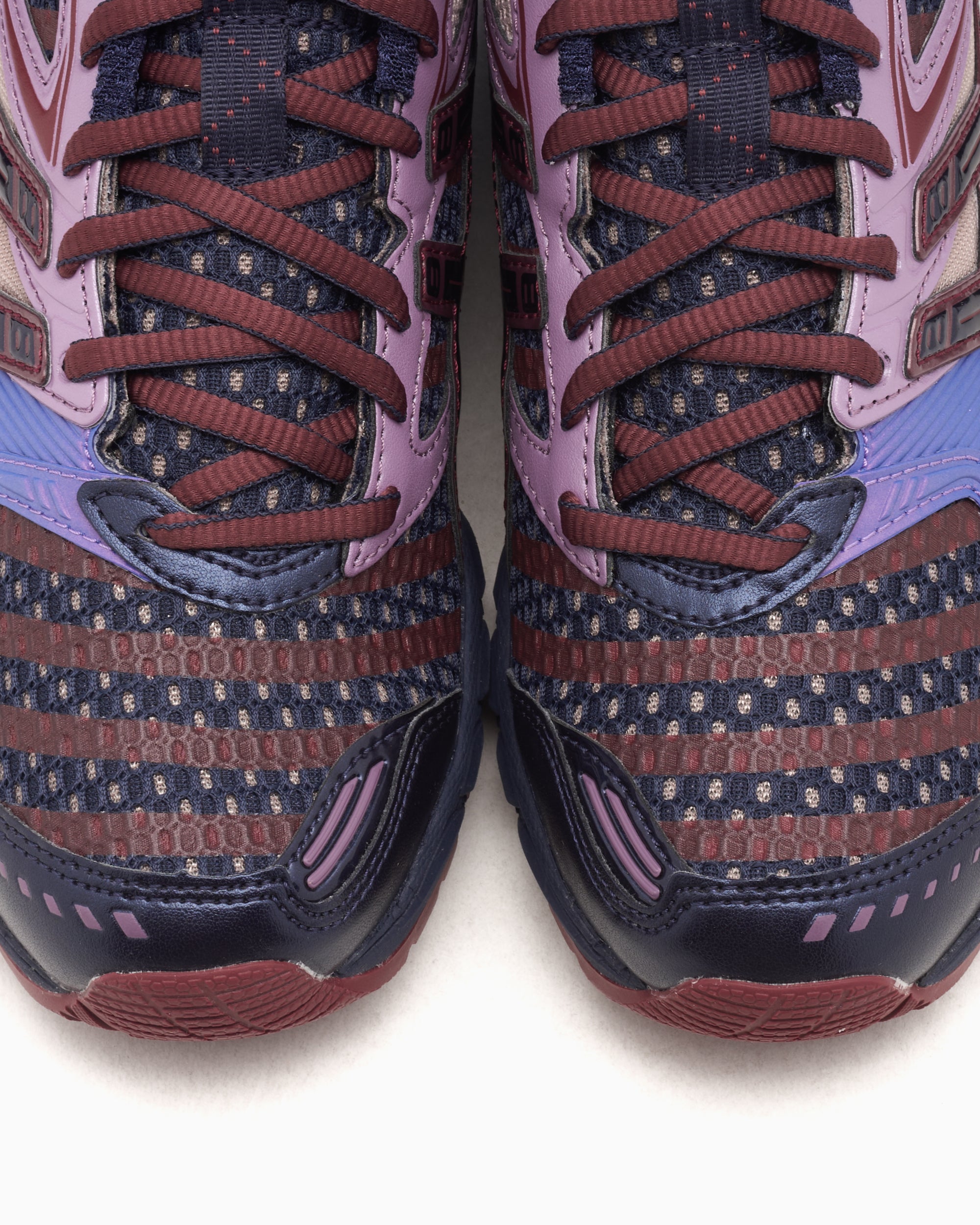 Sneakers ASICS UB9-S Gel-DS Trainer 14 - 1203A606-400