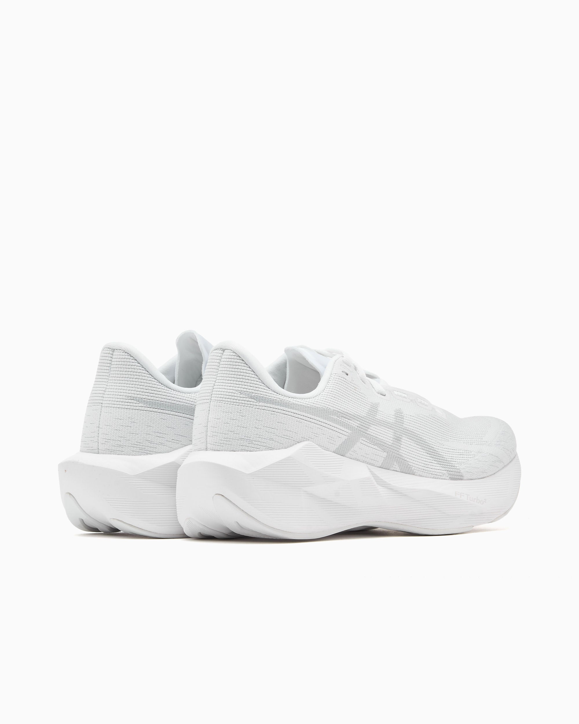 Sneakers ASICS Women's Novablast 6 - 1012C008-100