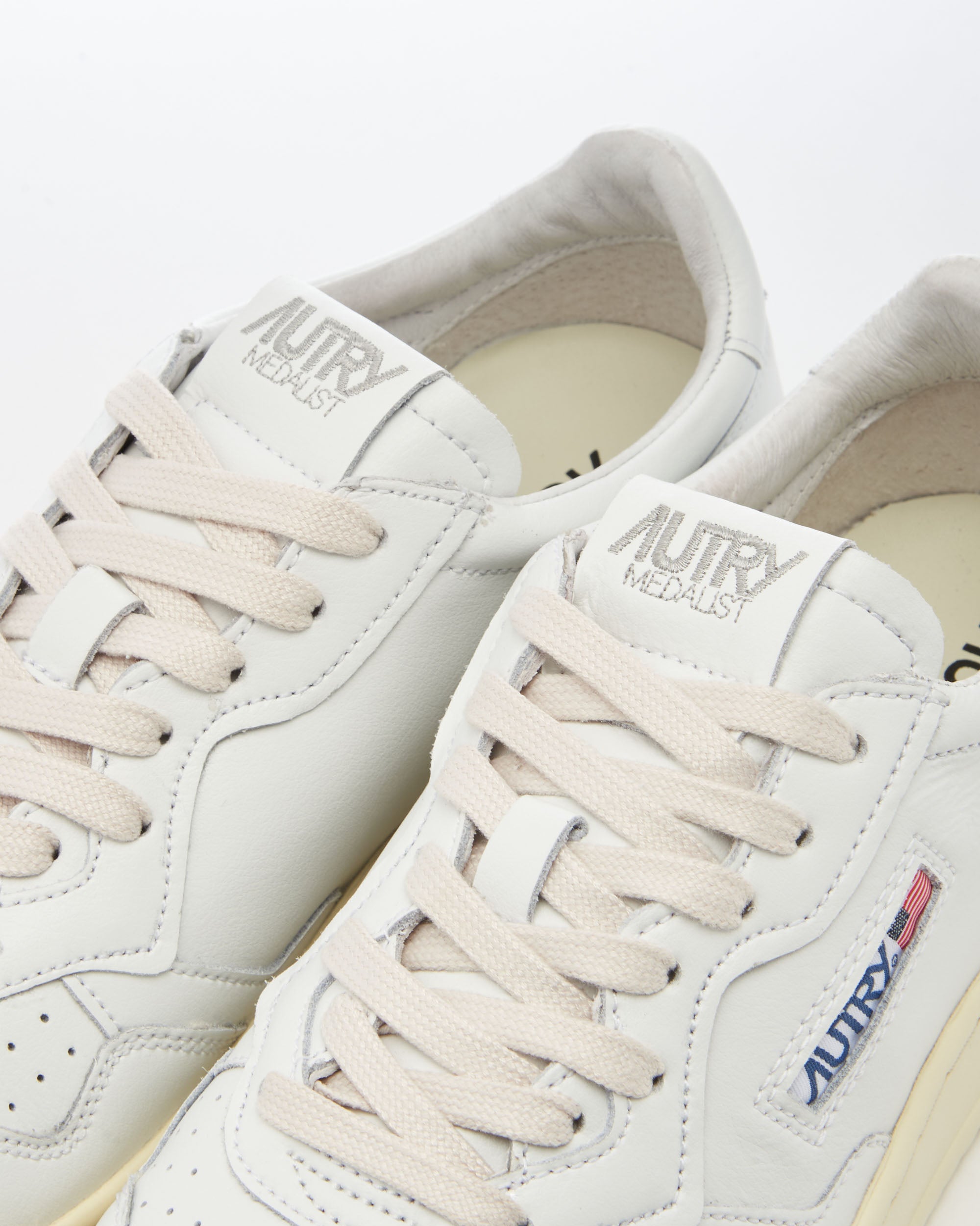 Sneakers Autry 01 Medalist Low - AULMLL15