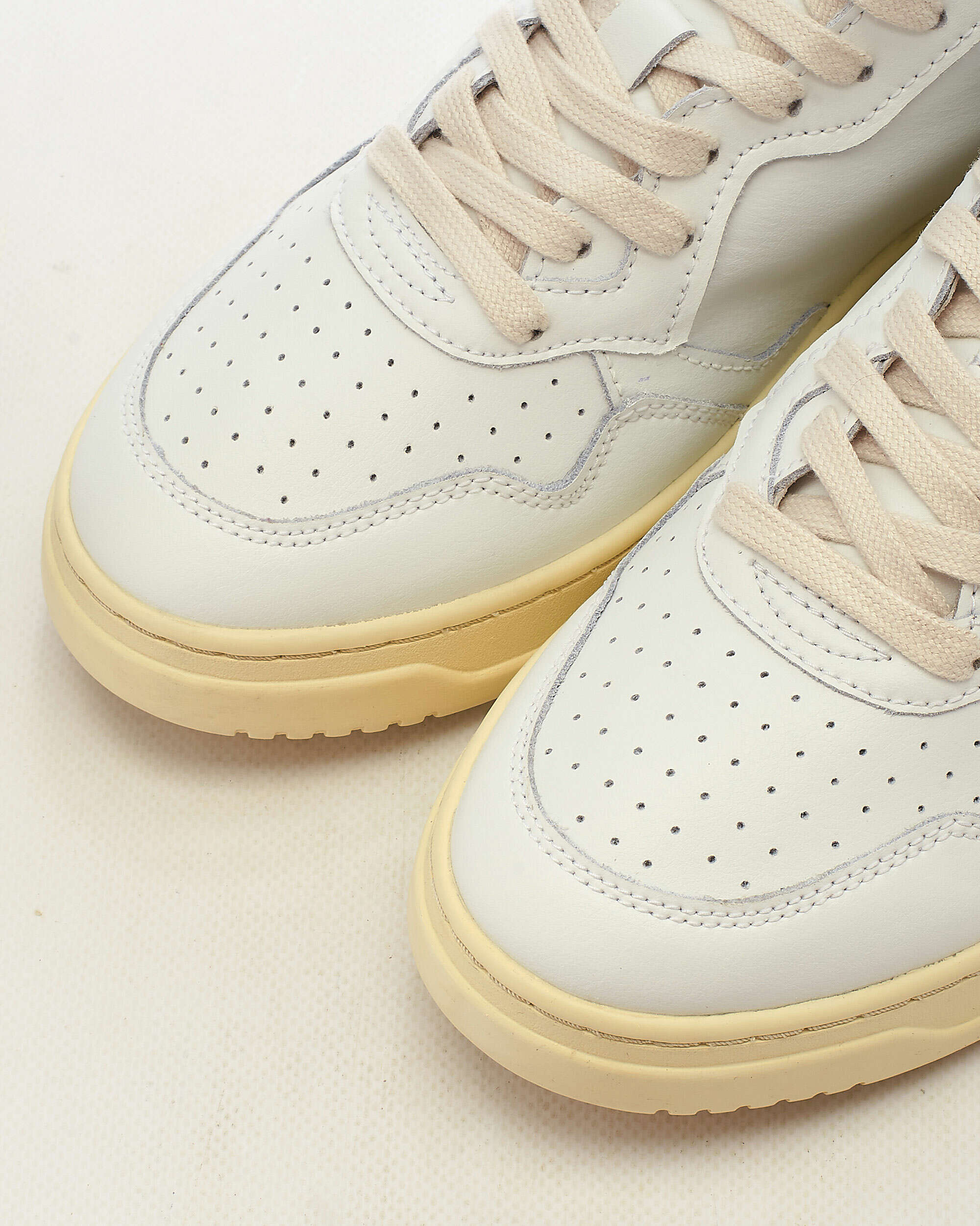 Sneakers Autry Medalist Low Leather - AULMLL20