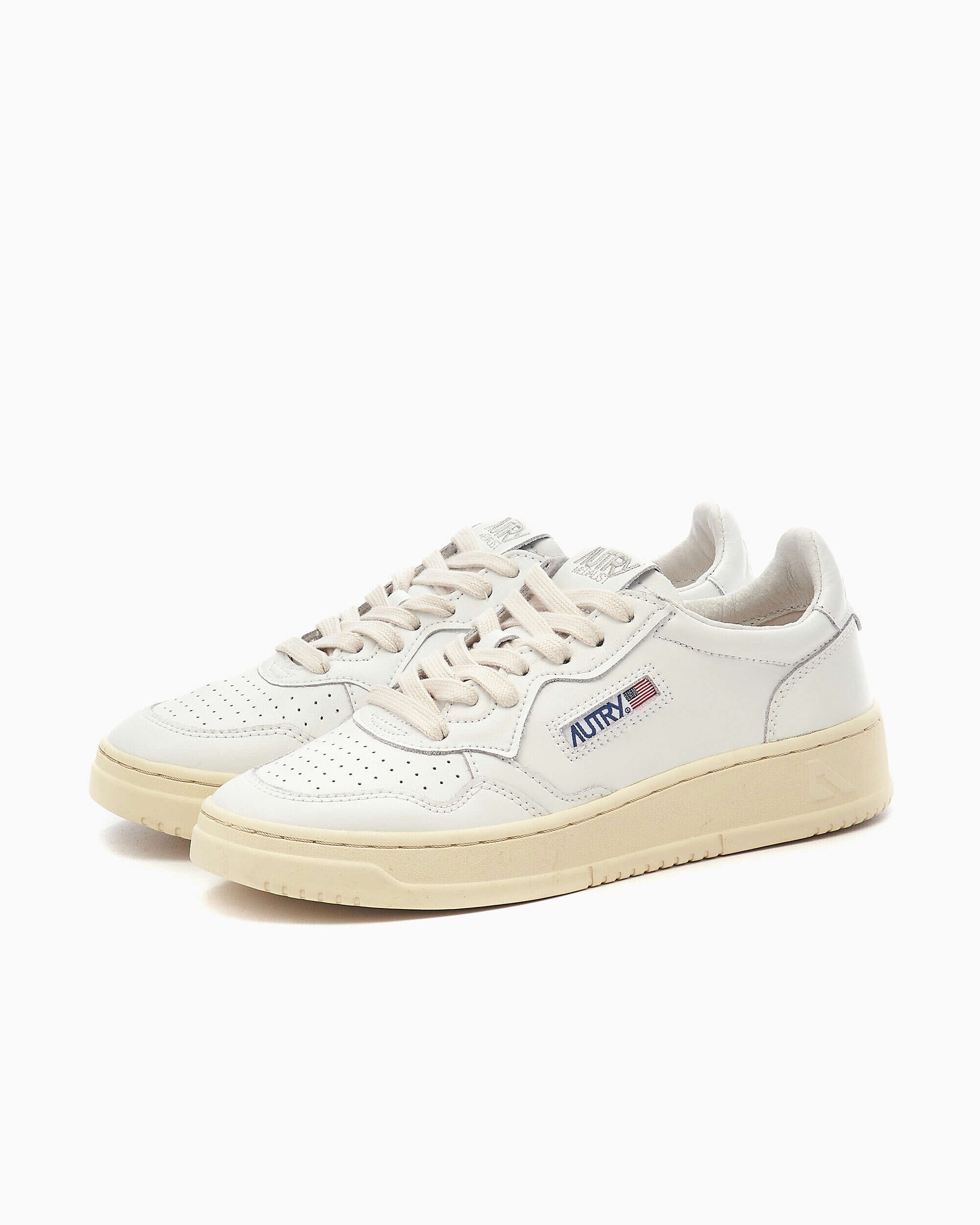 Sneakers Autry Women's Medalist Low Leather - AULWLL15