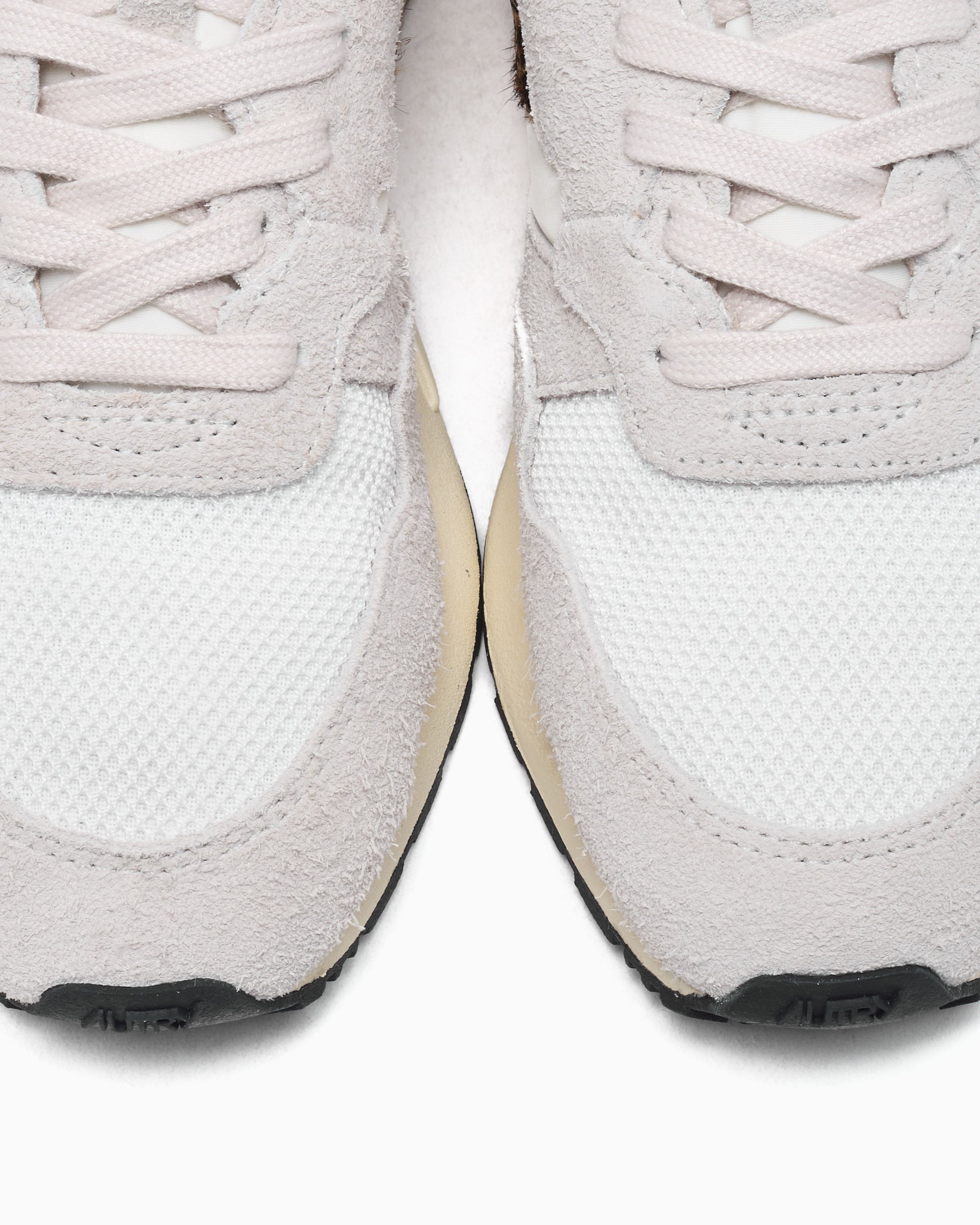 Sneakers Autry Women's Reelwind Low - WWLWEP01