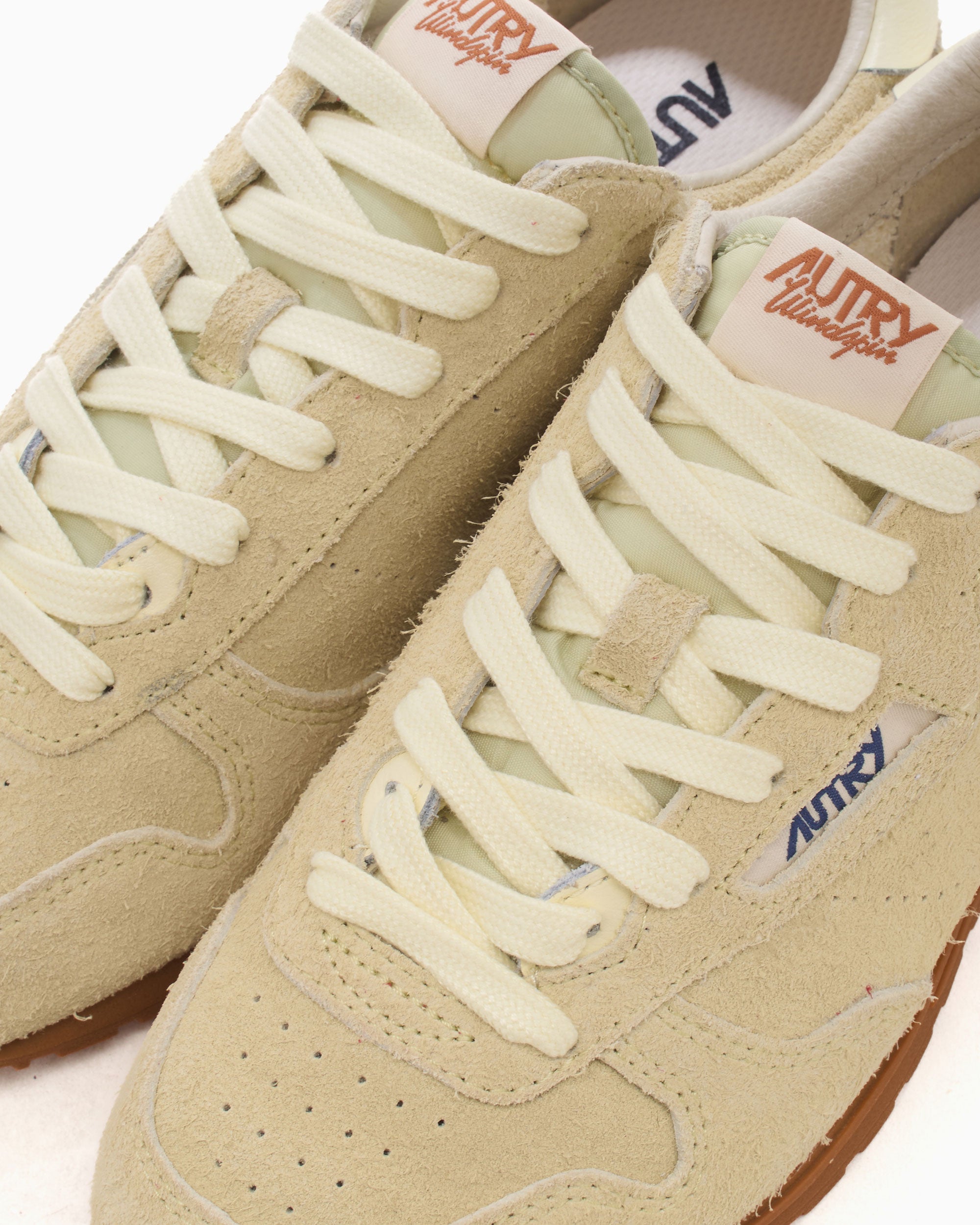 Sneakers Autry Women's Windspin Low - WSLWPB02