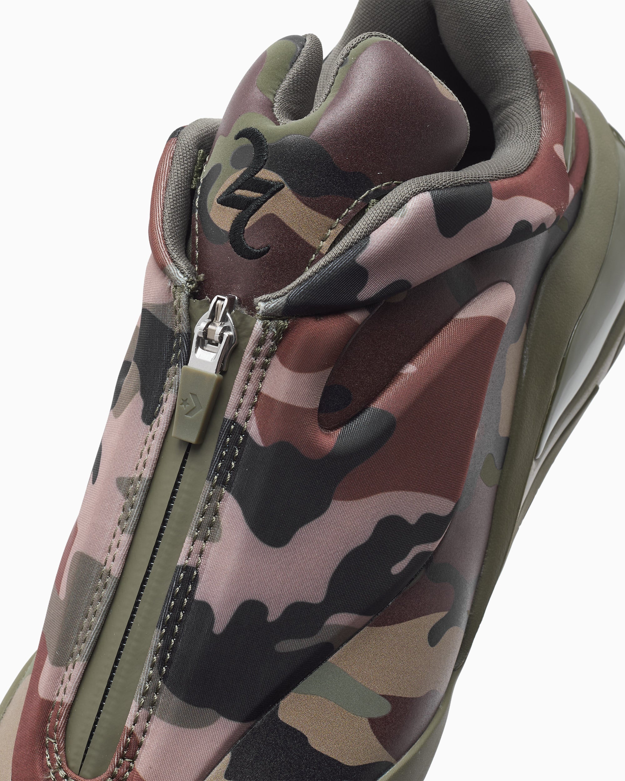 Sneakers Converse Shai 001 "Echo" - A19839C