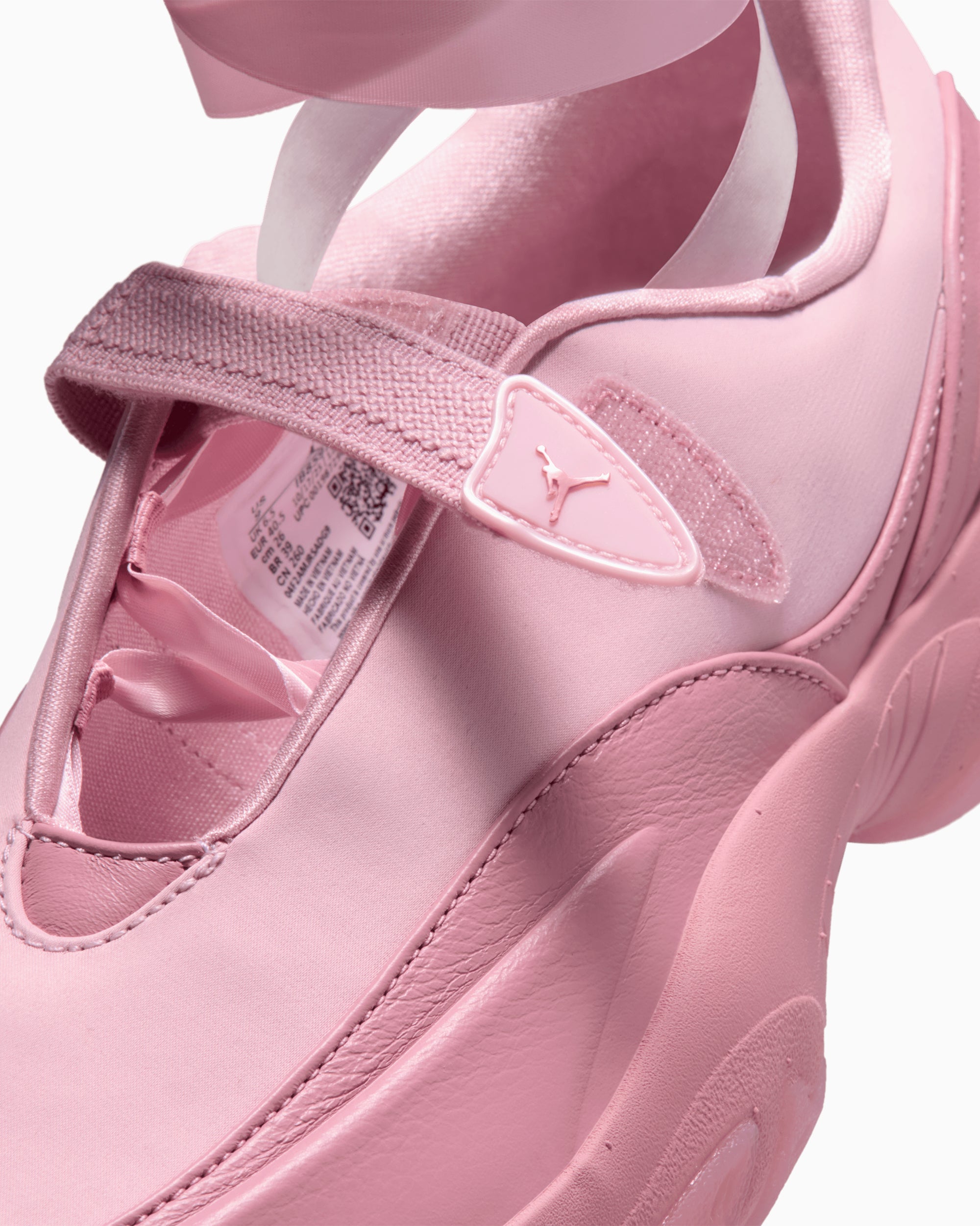 Sneakers Jordan Women's Pointe - IB8597-607