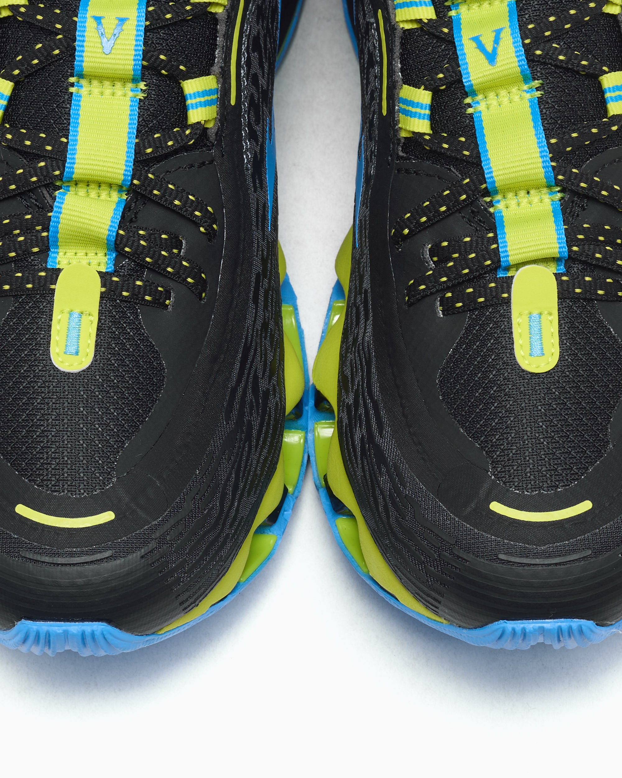 Sneakers Mizuno Wave Prophecy 13.2 Vrunk - D1GD2618-01