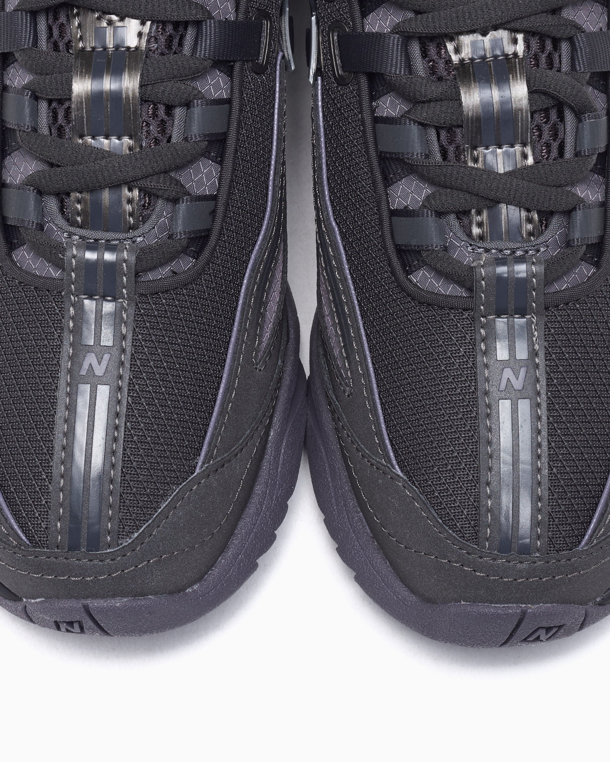 Sneakers New Balance URC56 3AR "Faded Black" - URC563AR