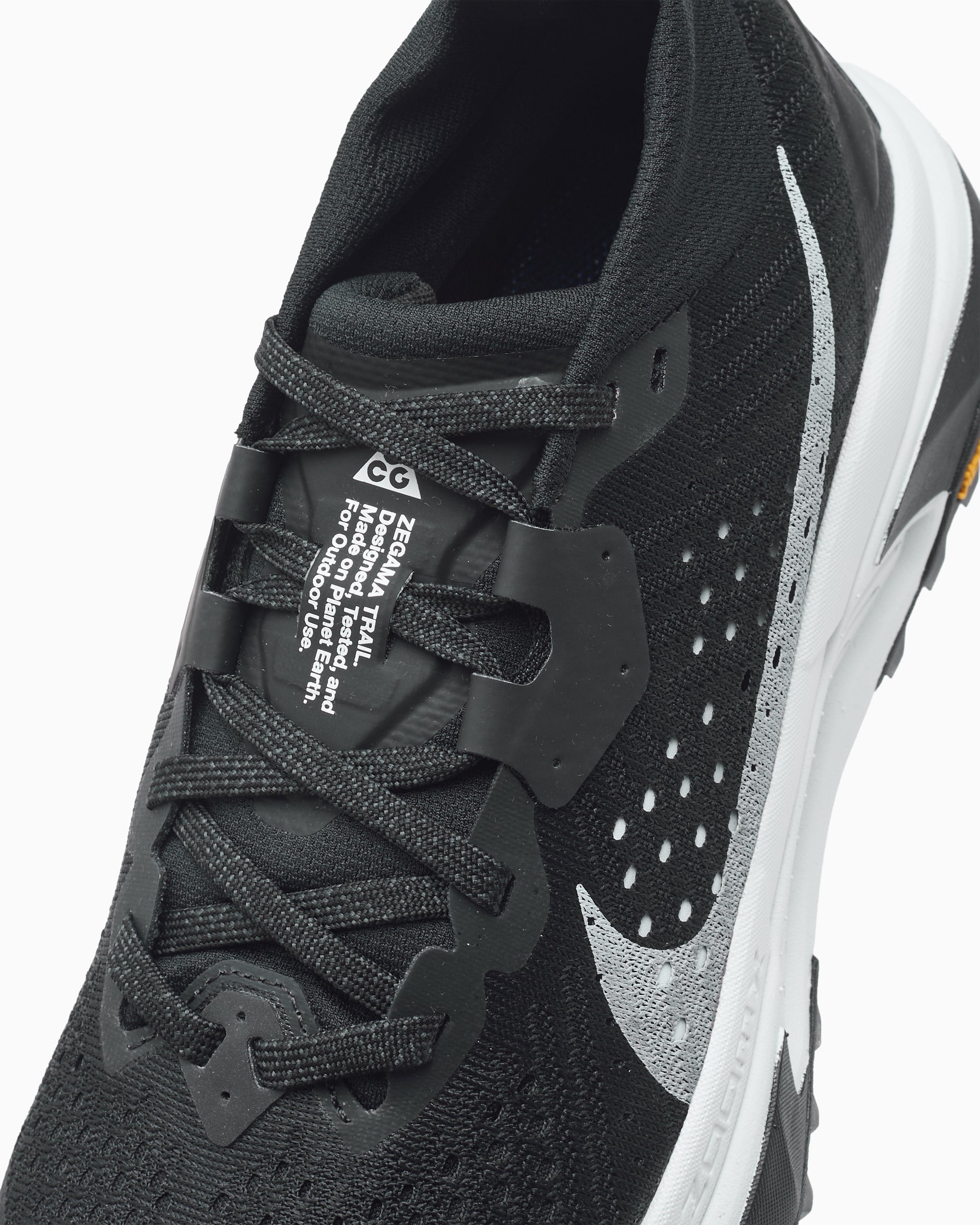 Sneakers Nike ACG Women's Zegama Trail Vibram - HV8115-001