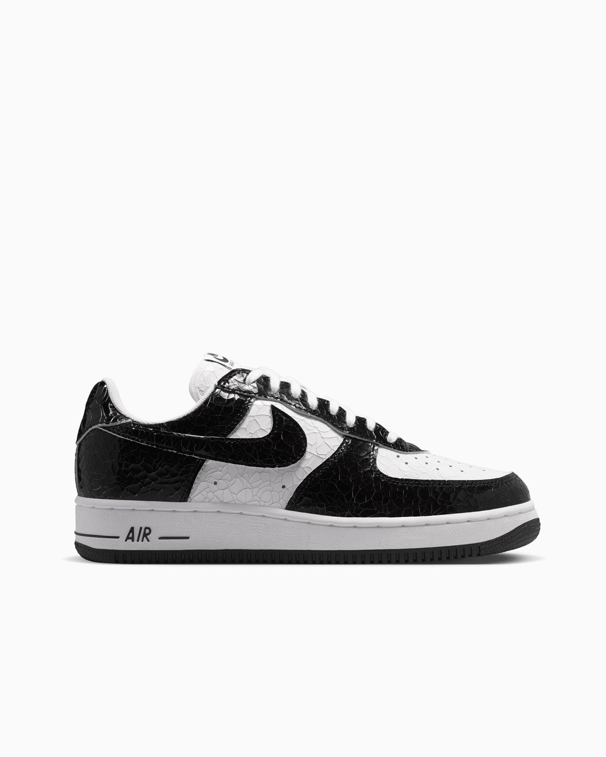 Sneakers Nike Air Force 1 '01 Cracked Patent Leather "Black" - JA0248-001