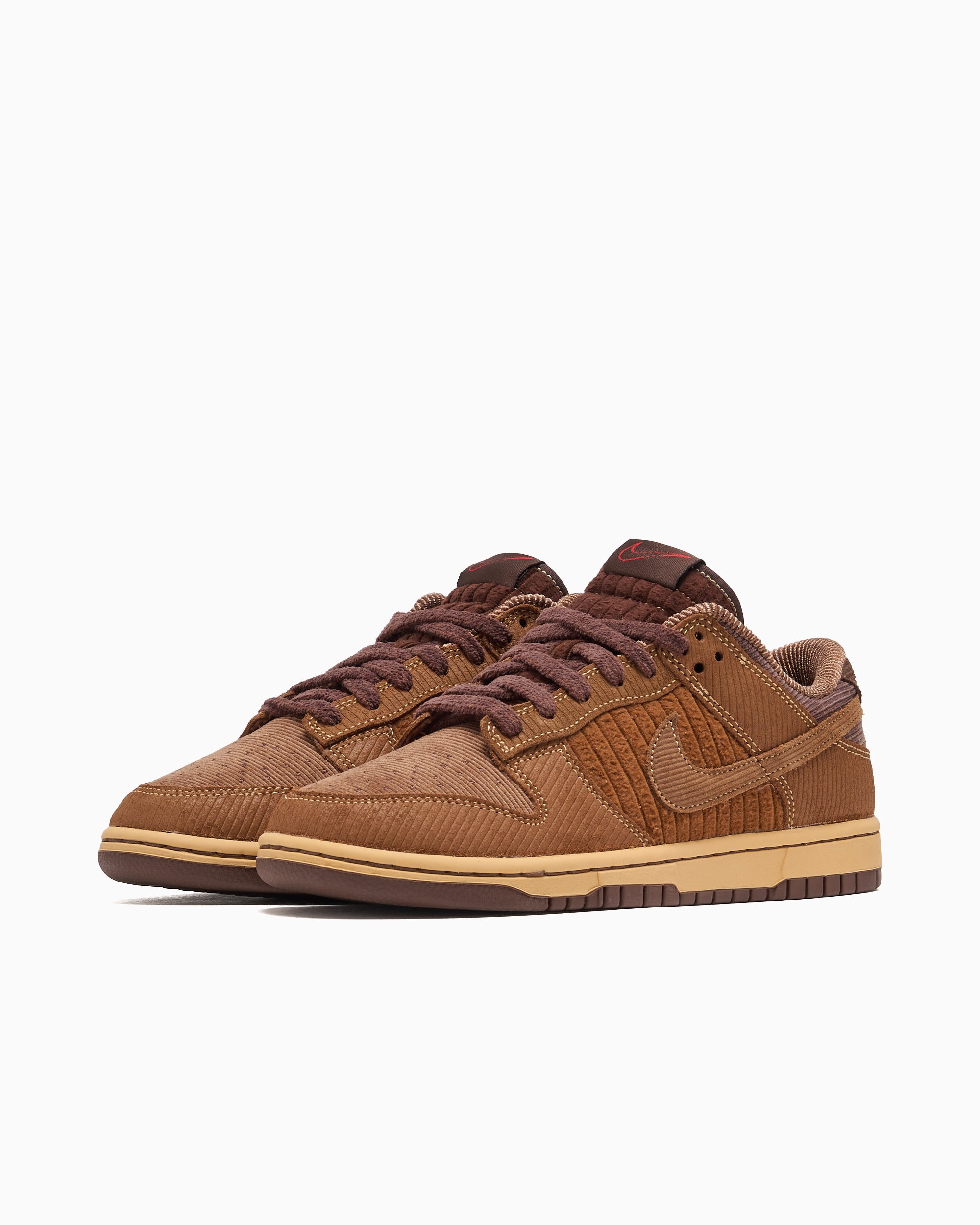 Sneakers Nike Dunk Low Retro Premium "Corduroy" - IB7746-200