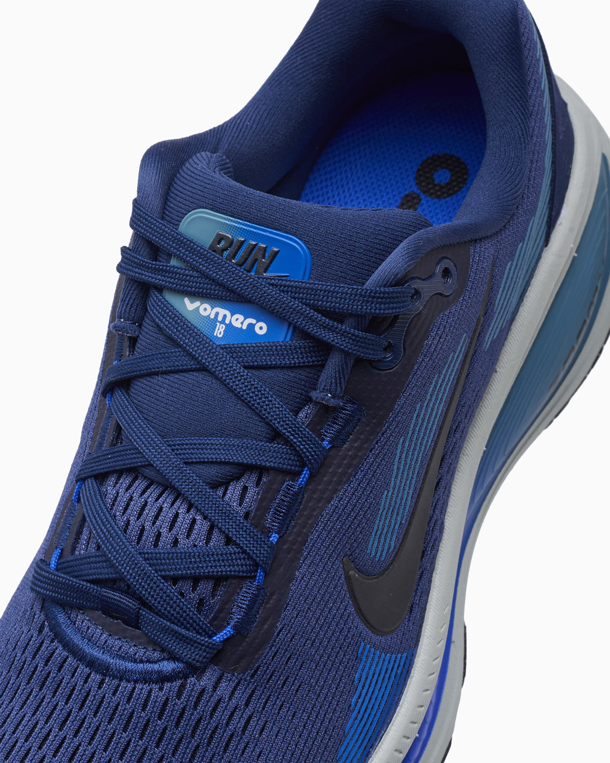 Sneakers Nike Vomero 18 - HM6803-406