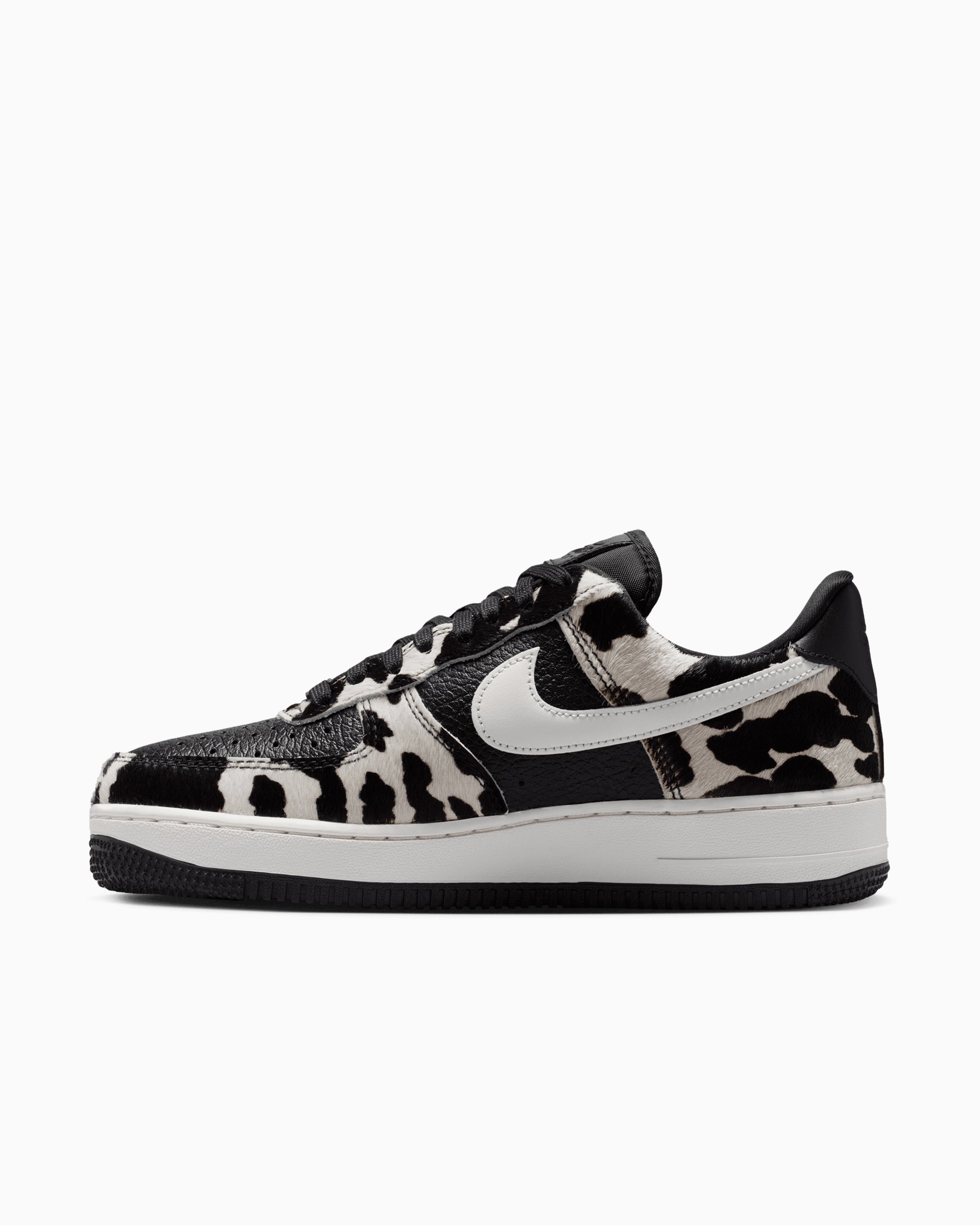 Sneakers Nike Women's Air Force 1 '07 "Cow" - IO0442-001