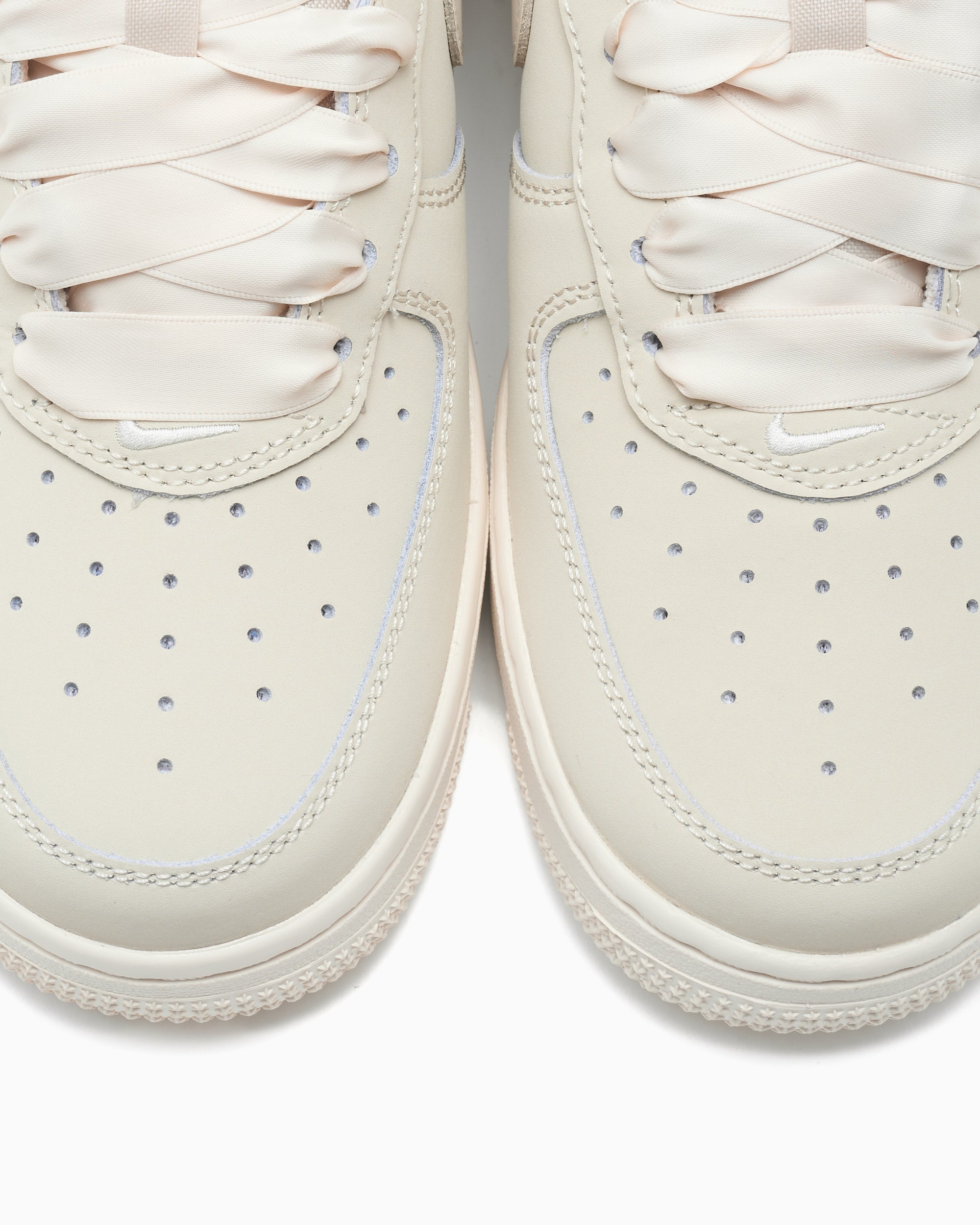 Sneakers Nike Women's Air Force 1 Retro Premium "Ribbon Lace" - IR0871-100