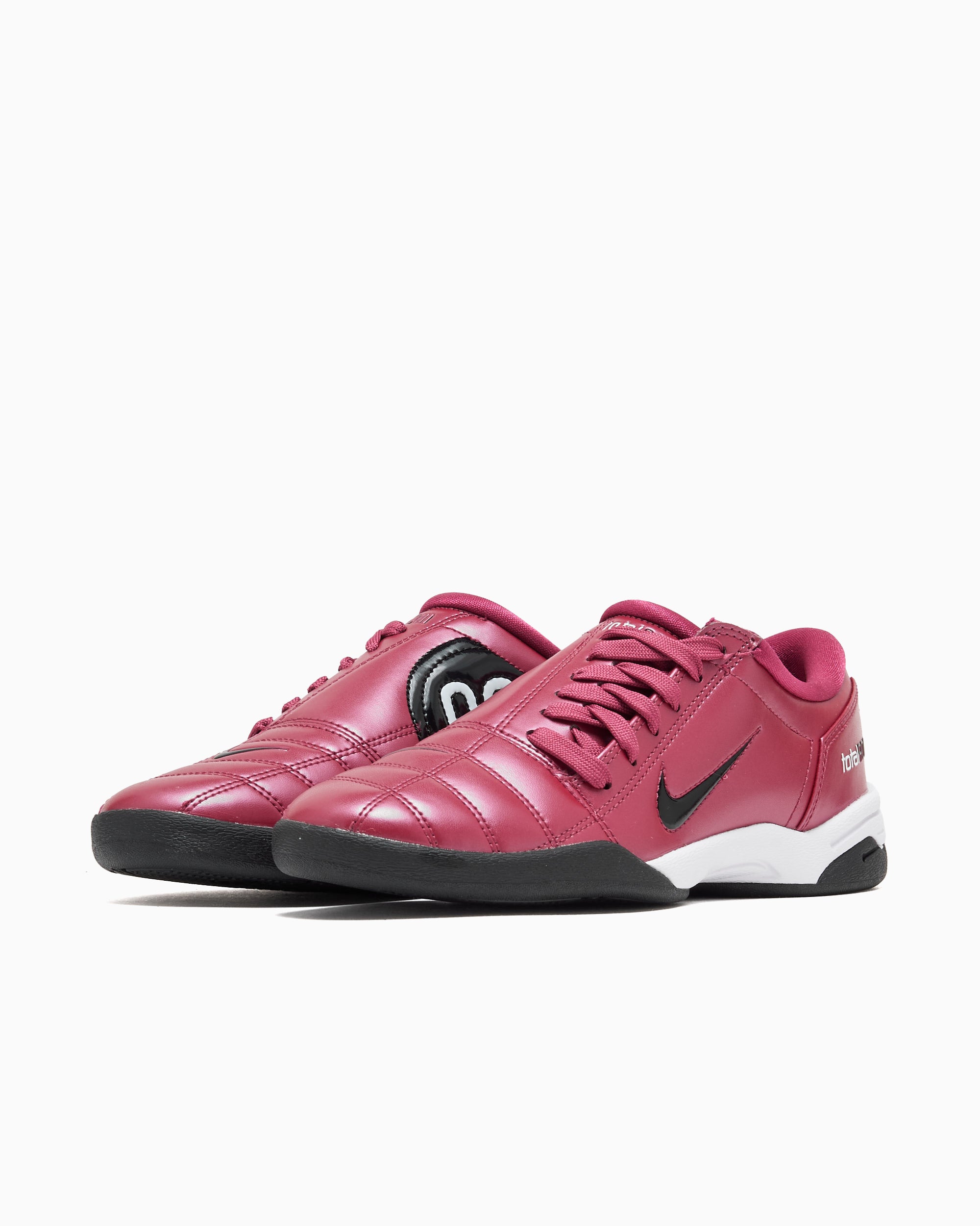 Sneakers Nike Women's Total 90 - IM7595-600