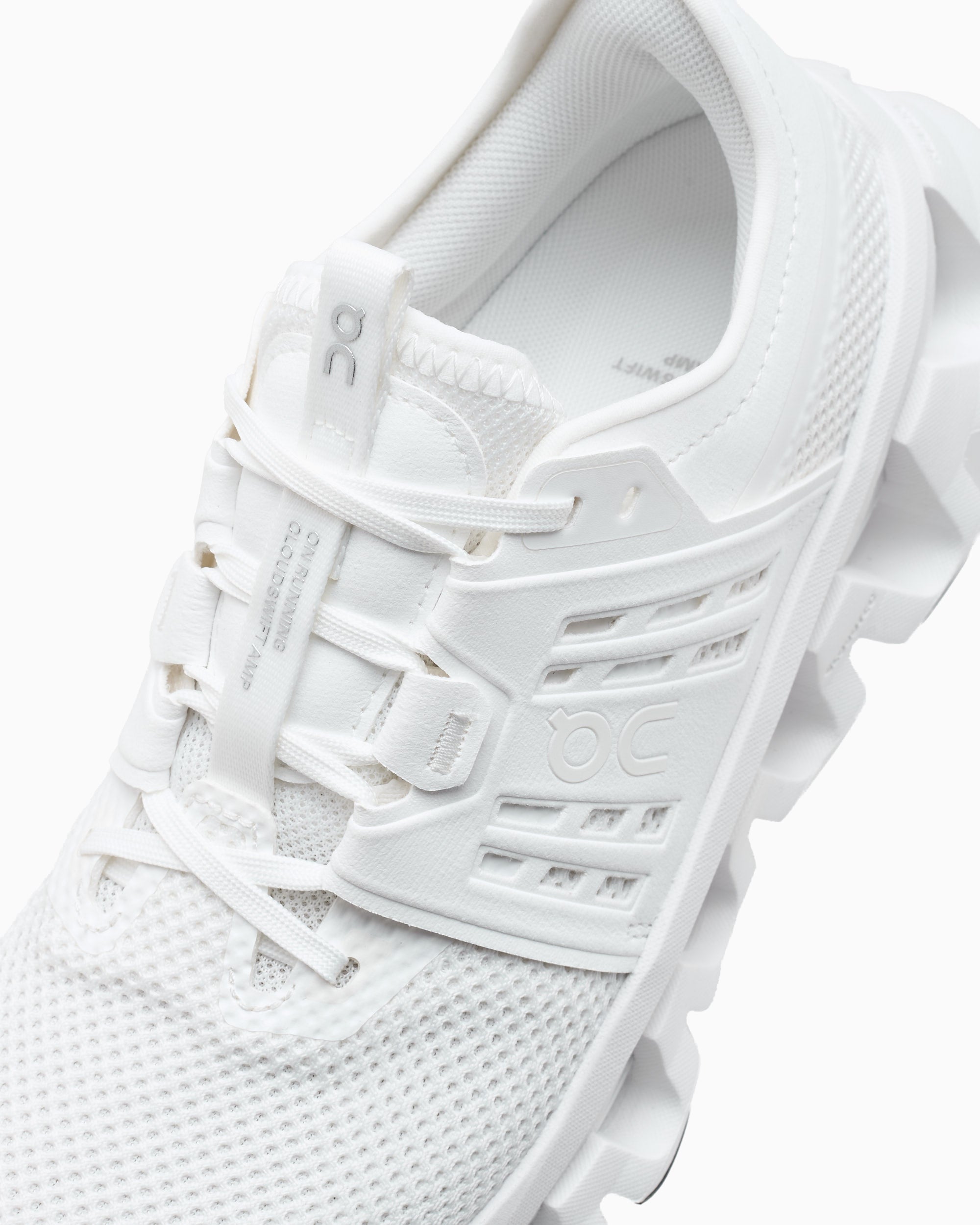 Sneakers On Women's Cloudswift Amp - 3WG10391200