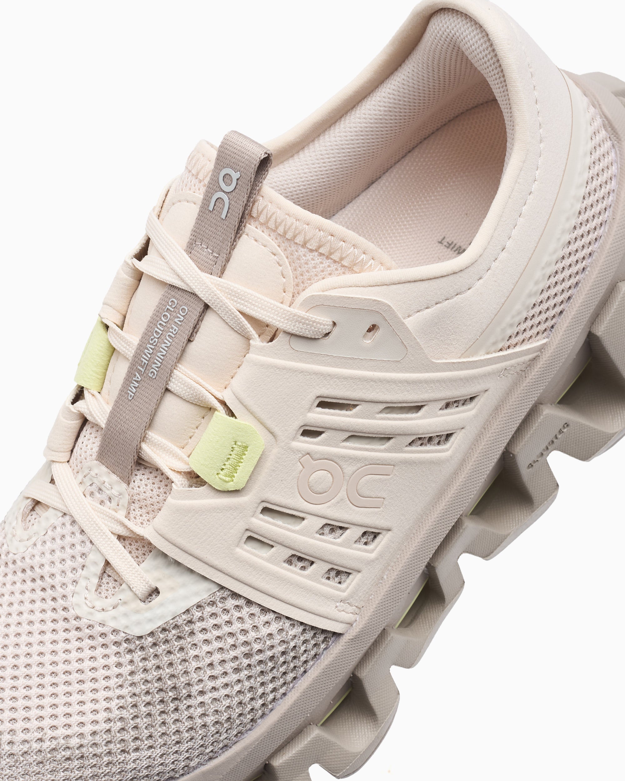 Sneakers On Women's Cloudswift Amp - 3WG10394884