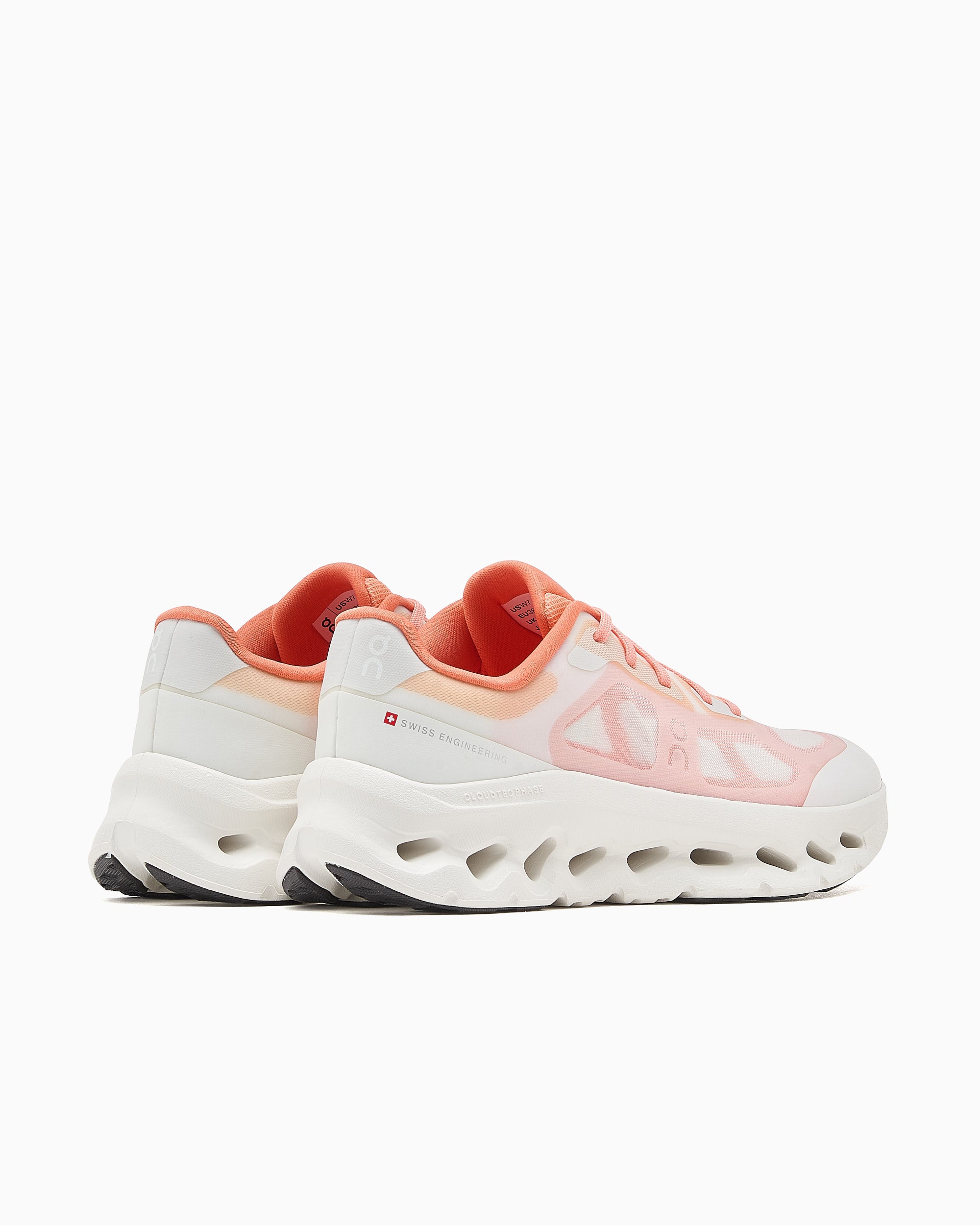 Sneakers On Women's Cloudtilt Remix - 3WG10244728