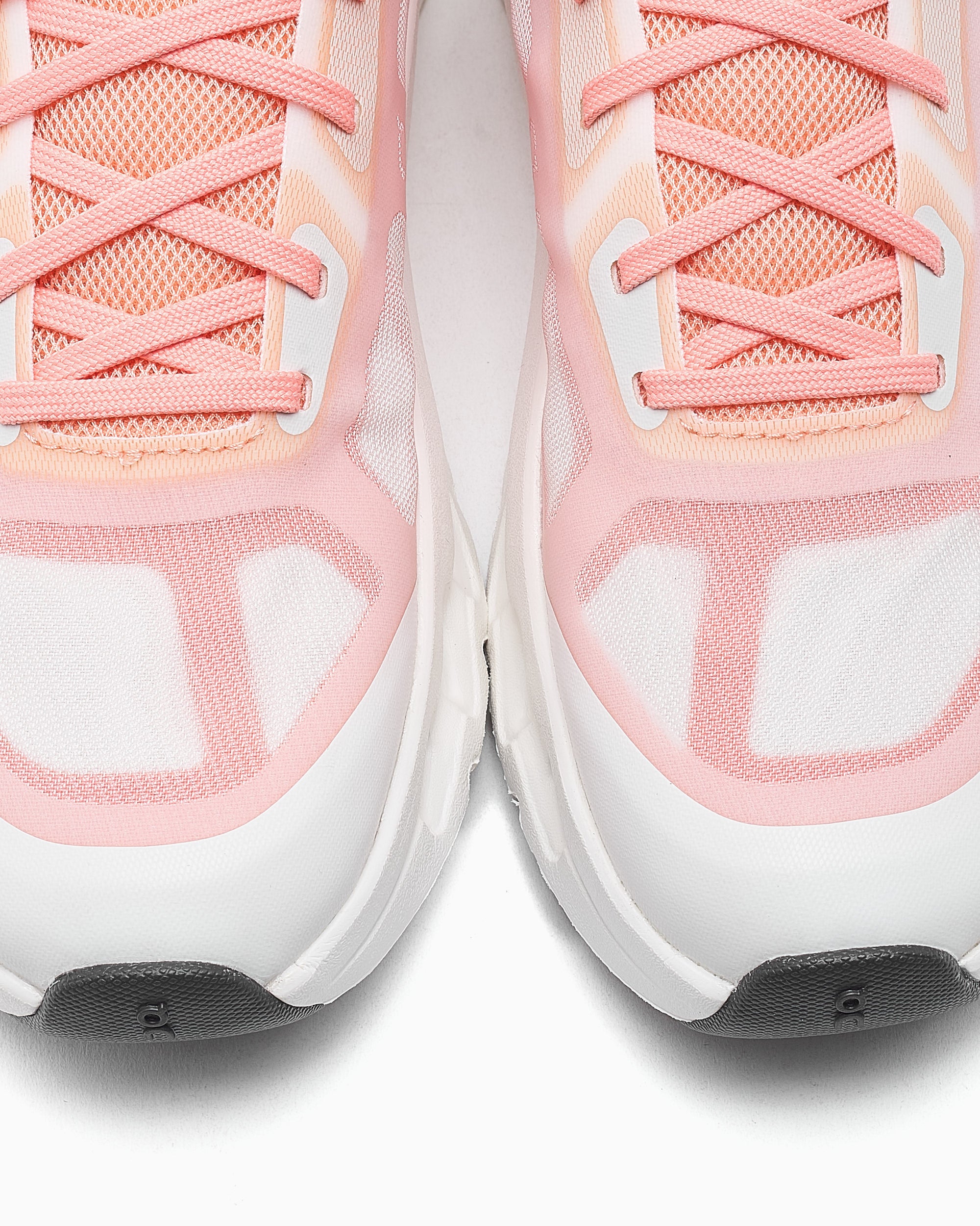 Sneakers On Women's Cloudtilt Remix - 3WG10244728