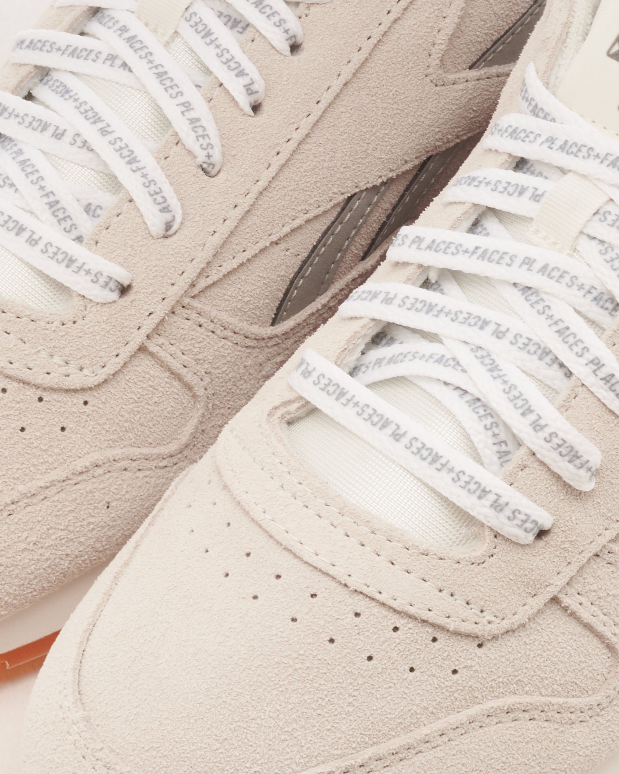 Sneakers Reebok x Places + Faces Classic Leather - RMIA04CC99LEA0076172