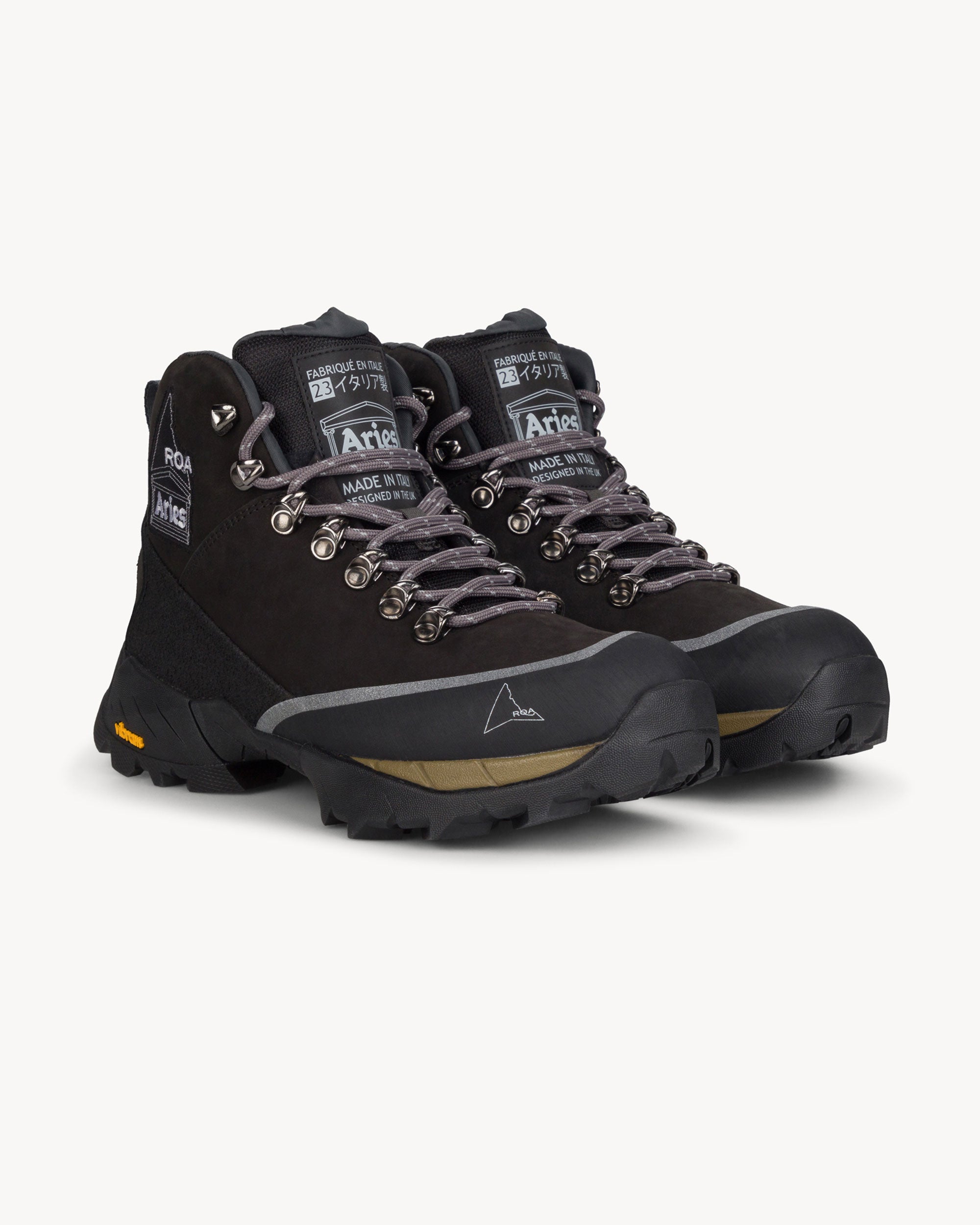 Sneakers ROA x Aries Andreas Vibram - ALA01-001