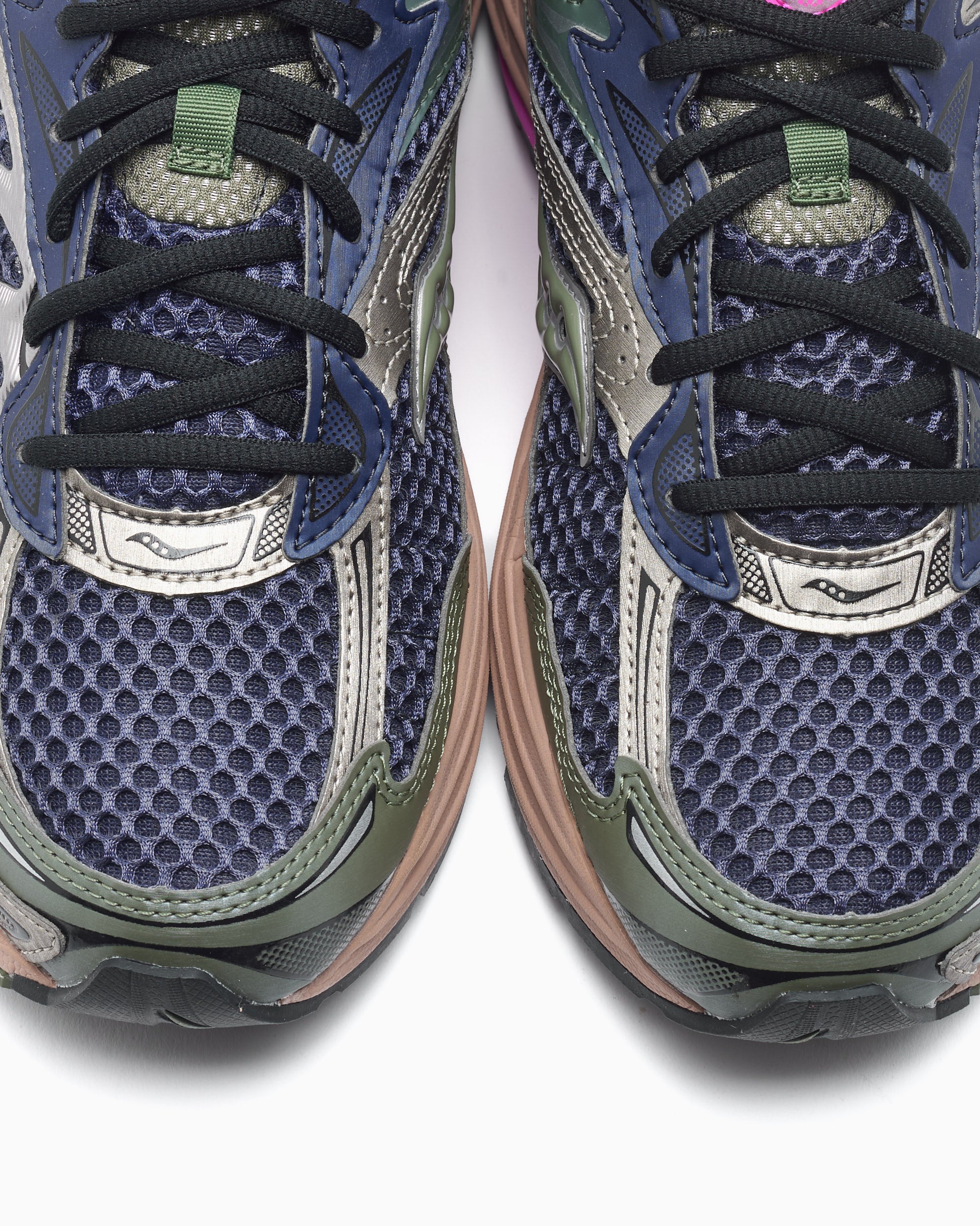 Sneakers Saucony Progrid OMNI 9 Disrupt - S70739-74