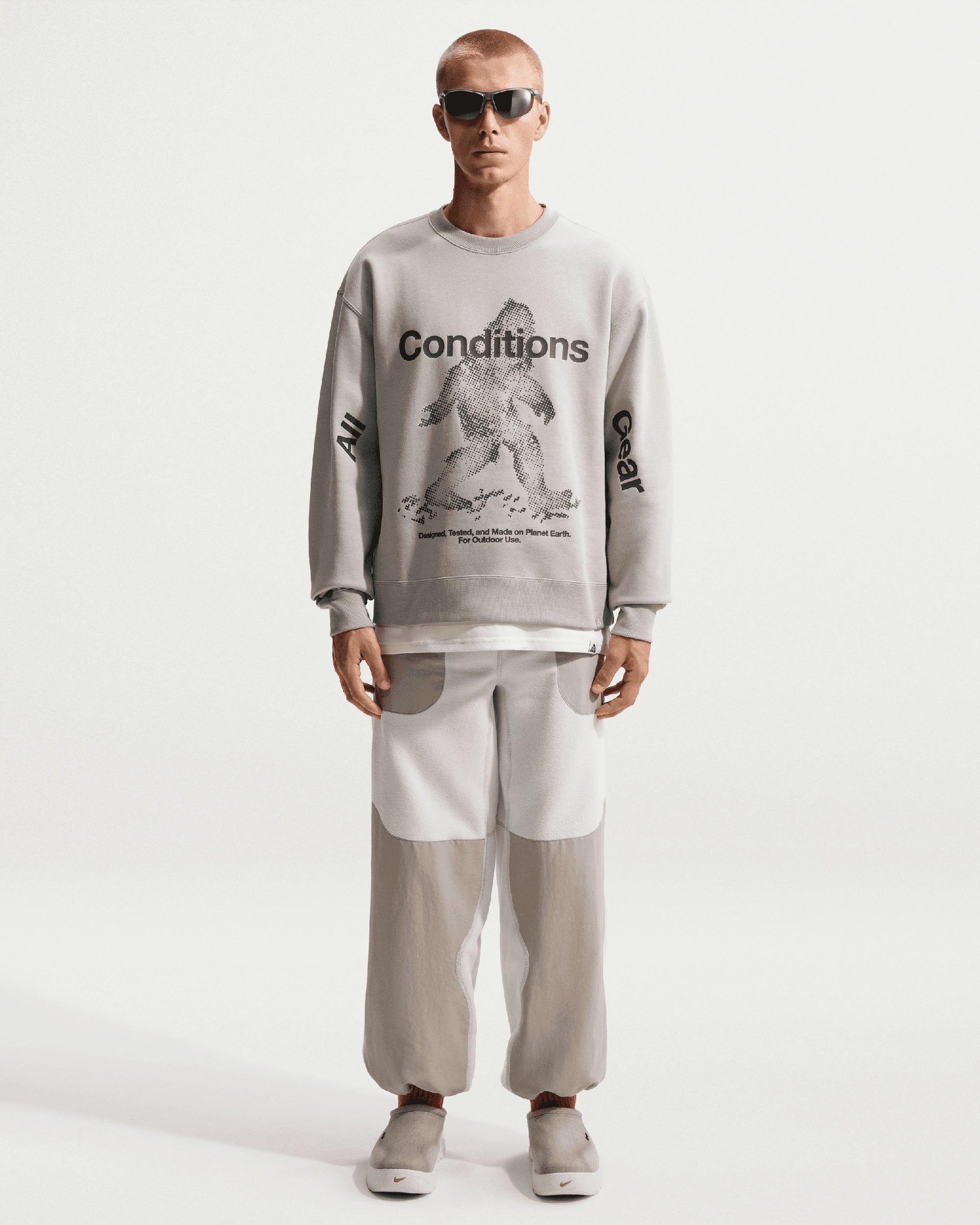 Sweatshirts Nike ACG "Tuff Fleece" Therma-FIT Graphic Relaxed Unisex Sweatshirt - IF1490-009