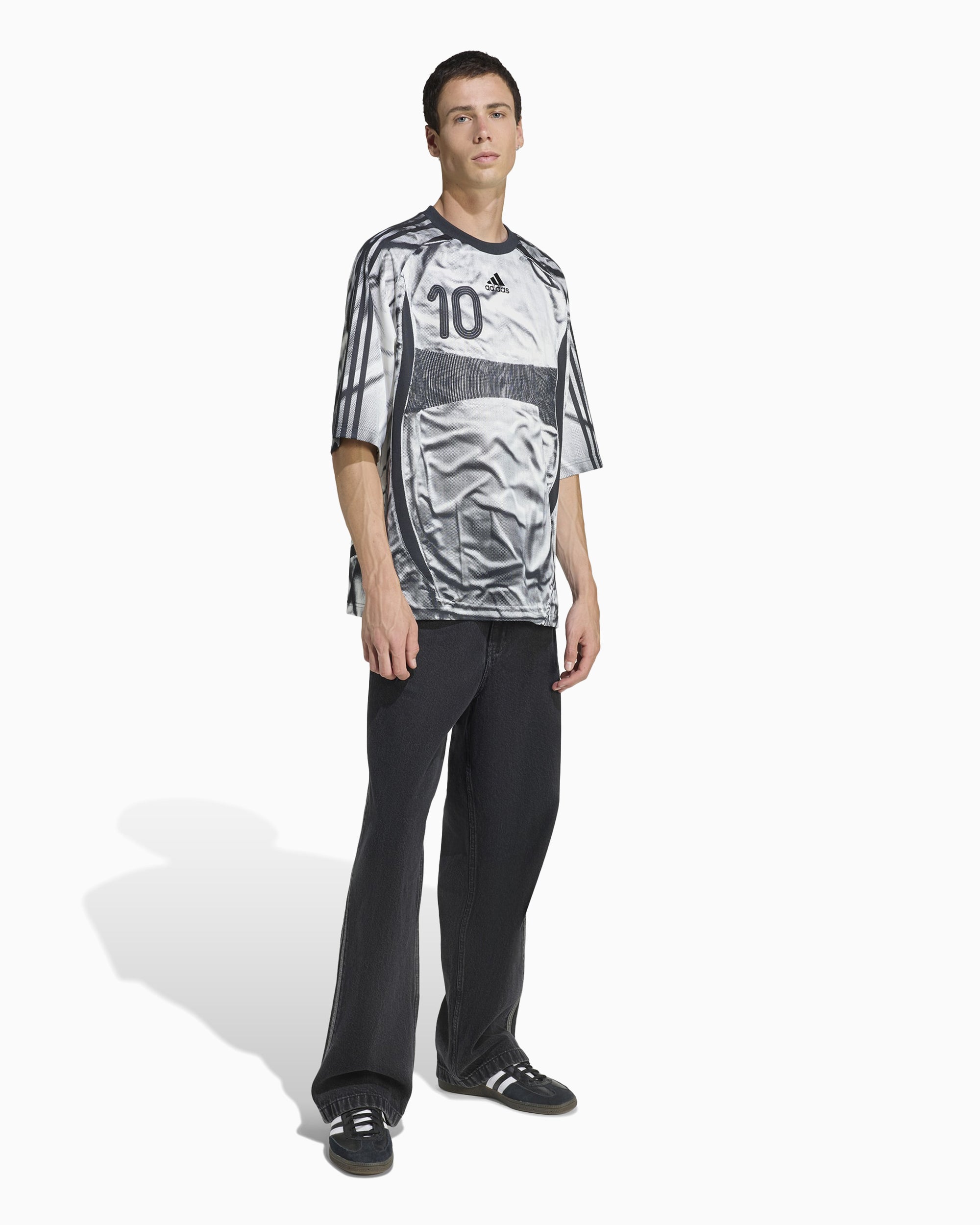 T-Shirts adidas Originals Adilenium Adilenium Teamgeist Relaxed Men's Jersey T-Shirt - KF8523