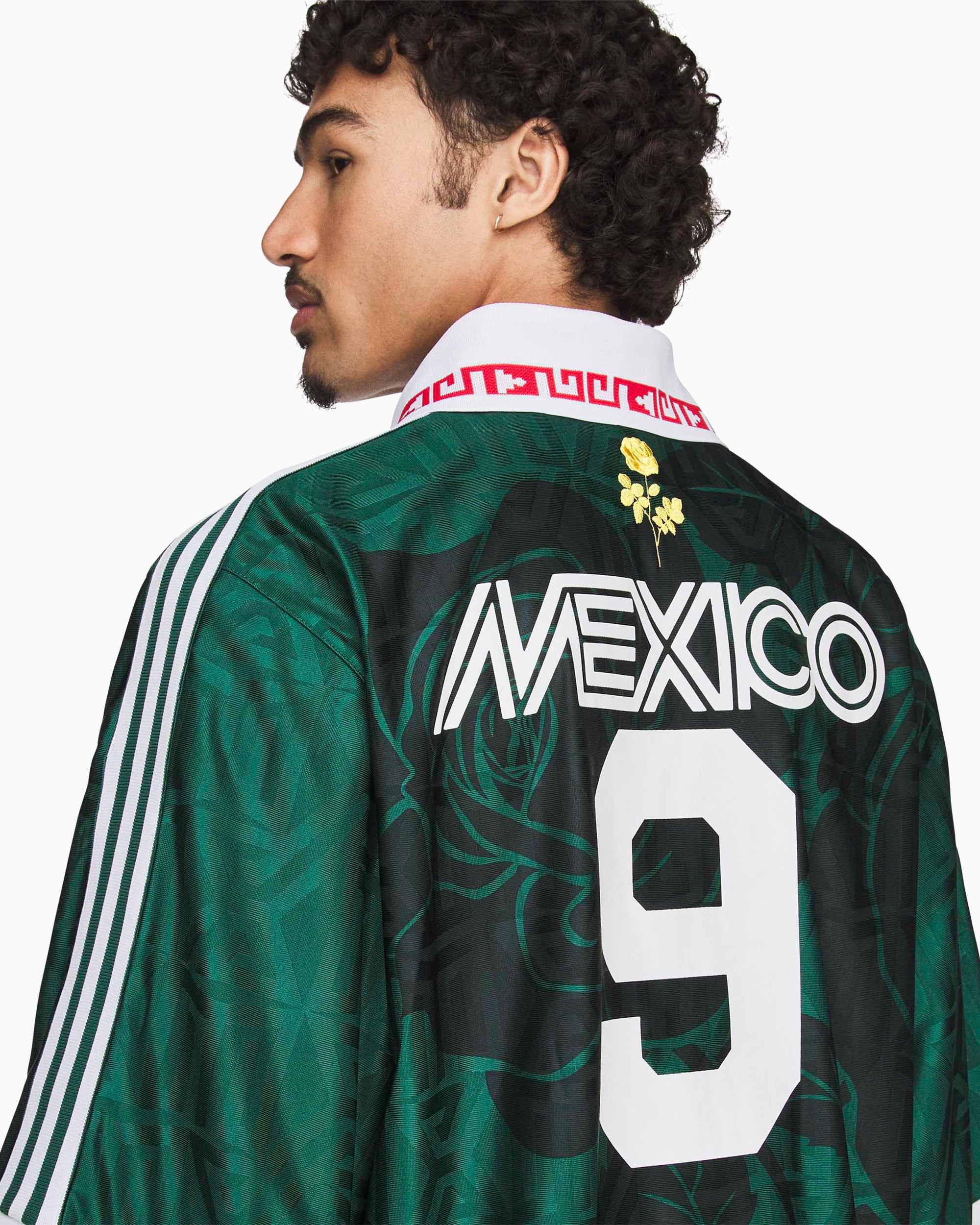 T-Shirts adidas Originals x Willy Chavarria Logo Half-Sleeved Oversize Men's Jersey T-Shirt - KU7803
