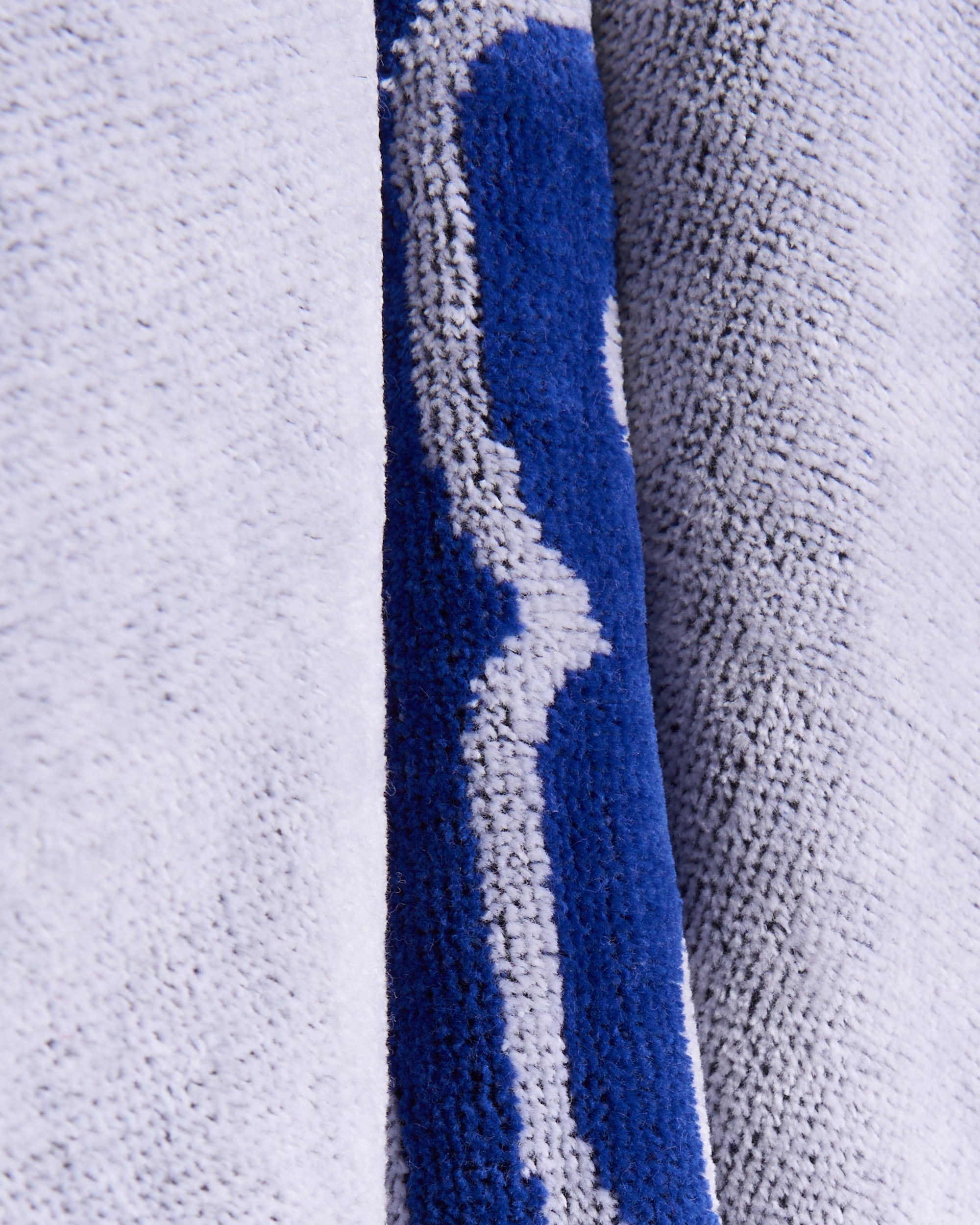 Towels Metalwood La Brea Shop Caddie Towell - MWS25-10-03-WHT